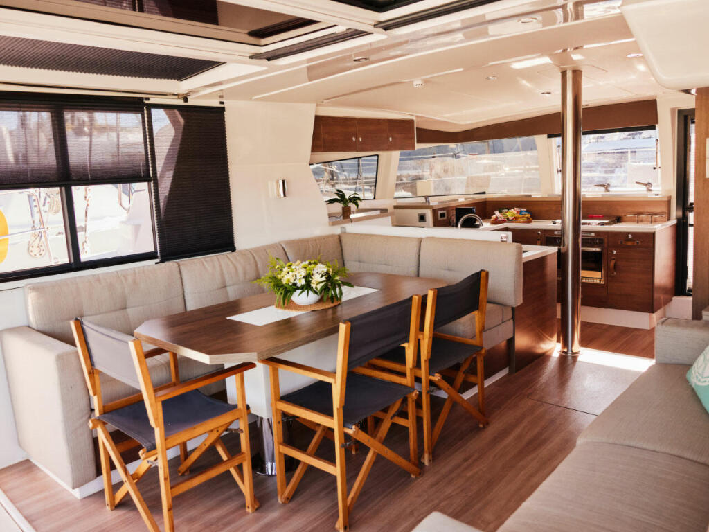 Catamaran 