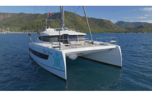 Catamaran 