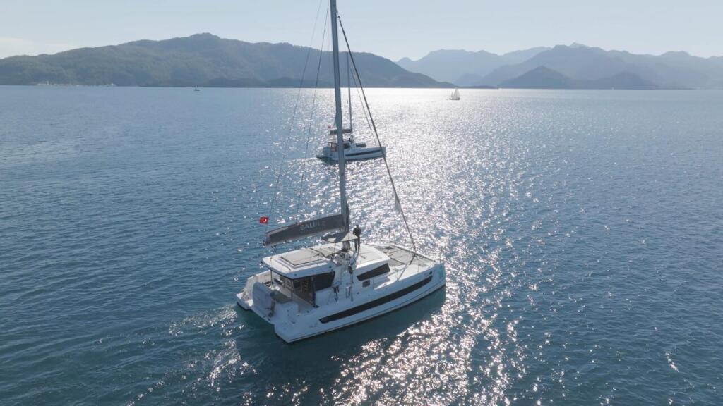 Catamaran 