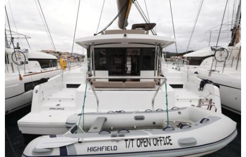 Catamaran 