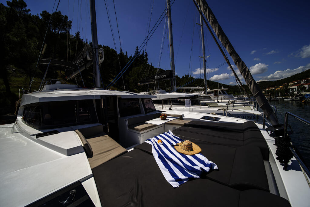Catamaran 