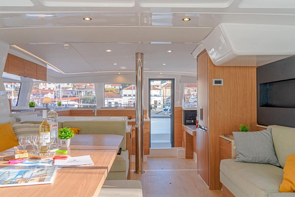 Catamaran 