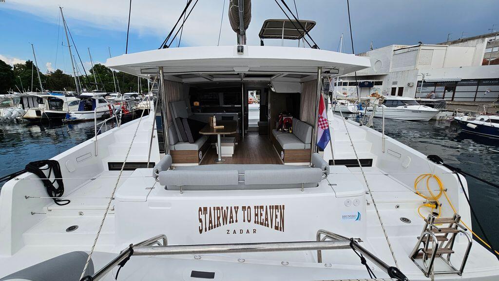 Catamaran 