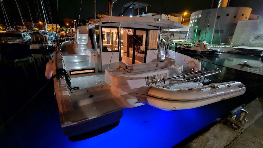 Catamaran 