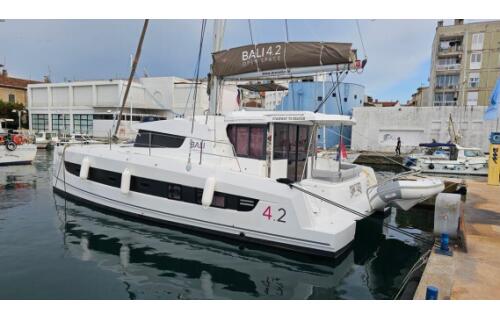 Catamaran 