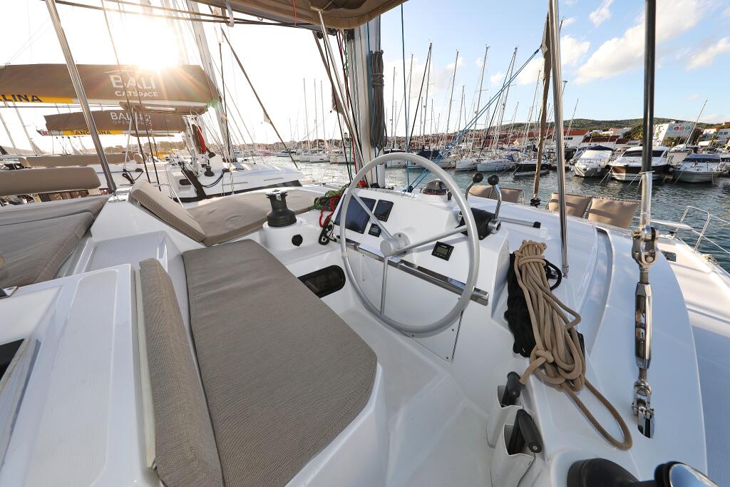 Catamaran 