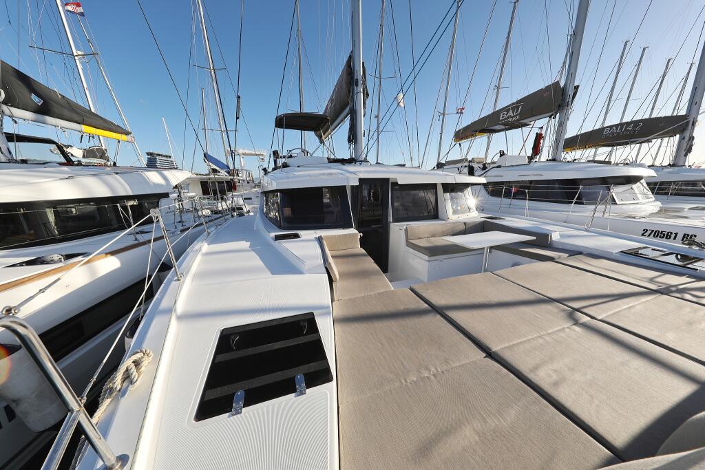 Catamaran 