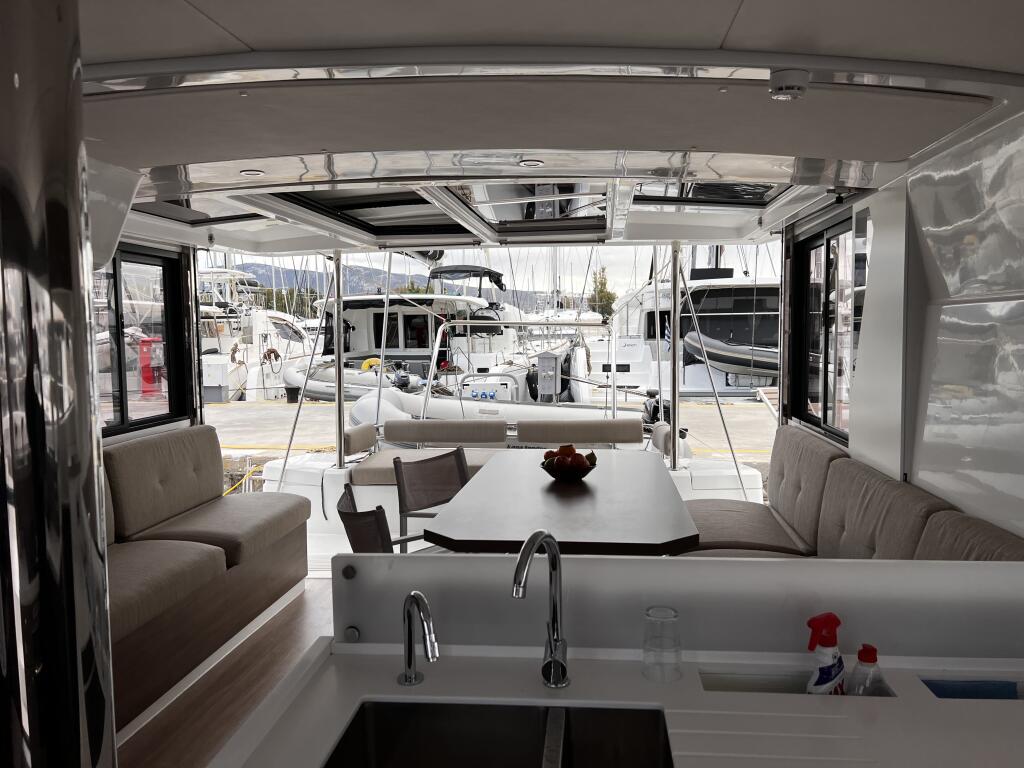 Catamaran 