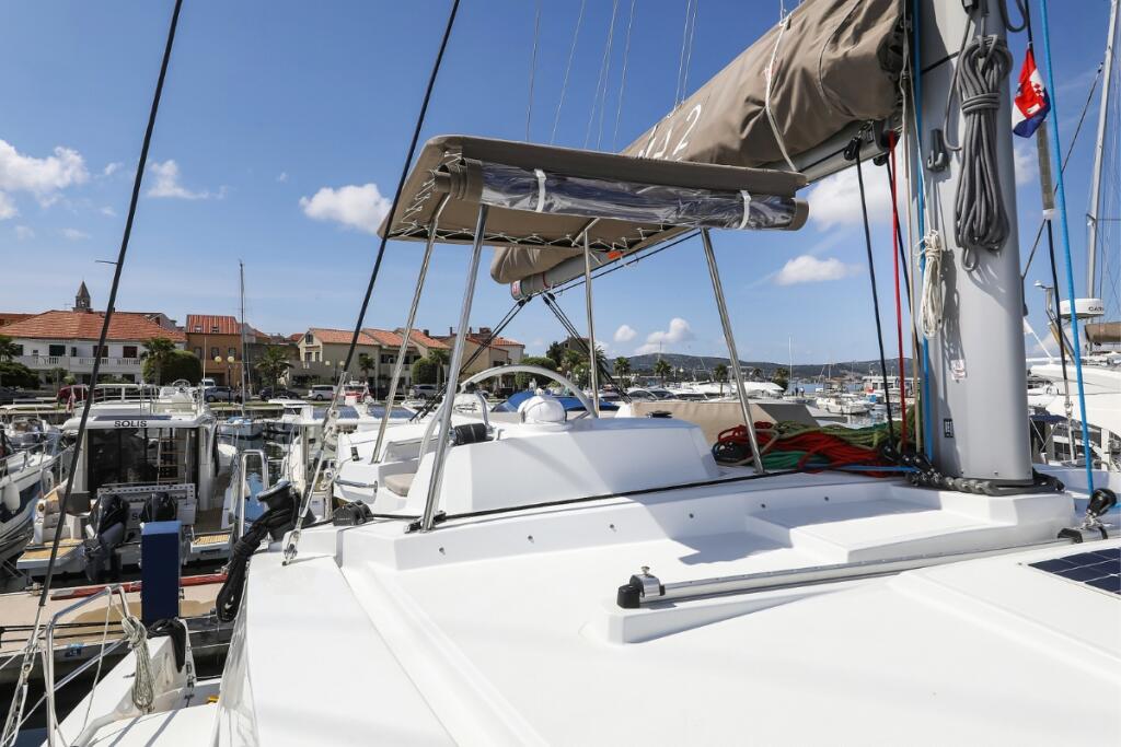 Catamaran 