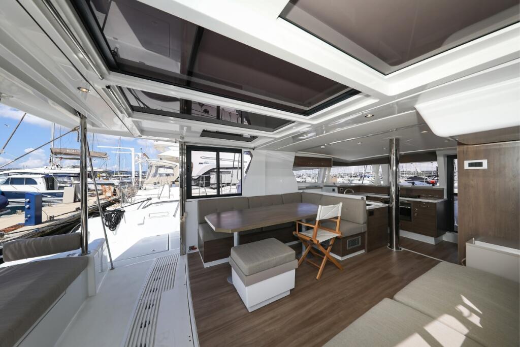 Catamaran 