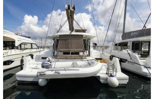 Catamaran 