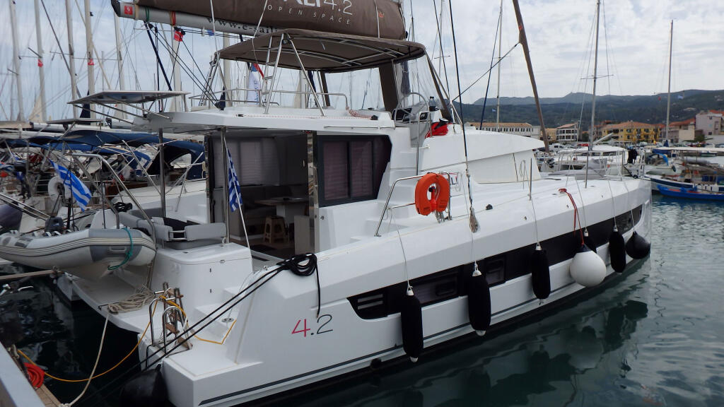 Catamaran 