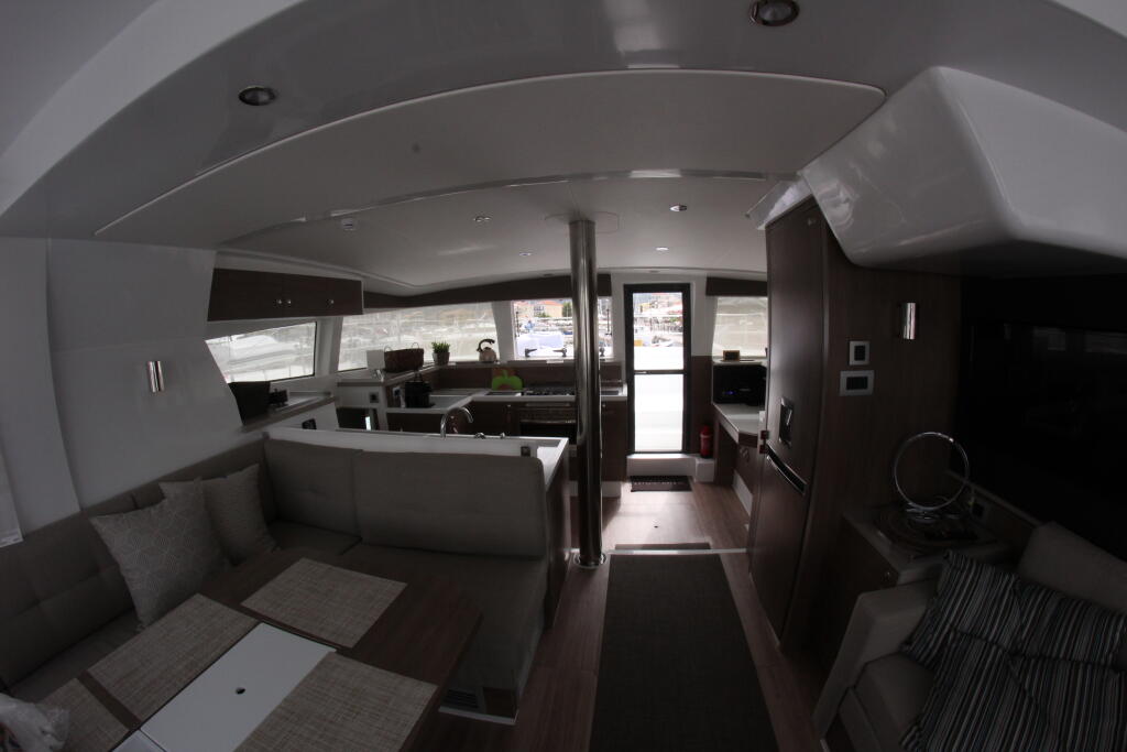 Catamaran 
