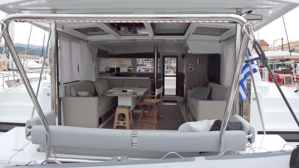 Catamaran 
