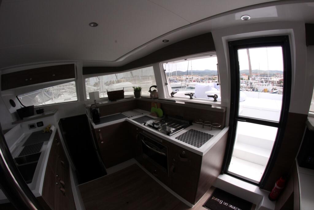 Catamaran 