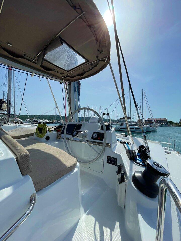 Catamaran 