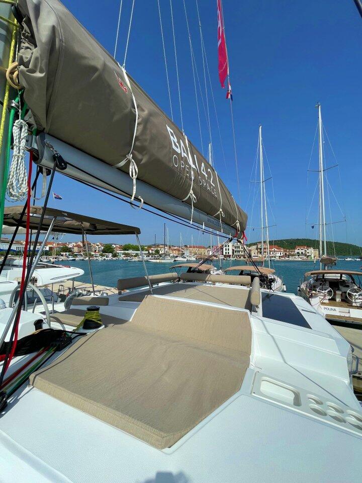 Catamaran 