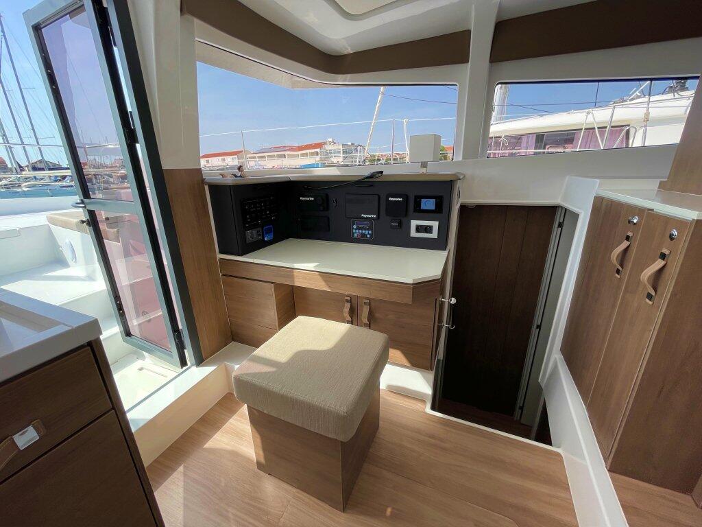 Catamaran 