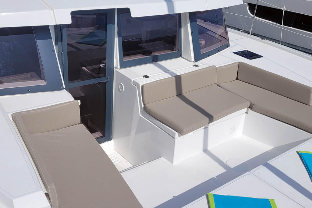 Catamaran 