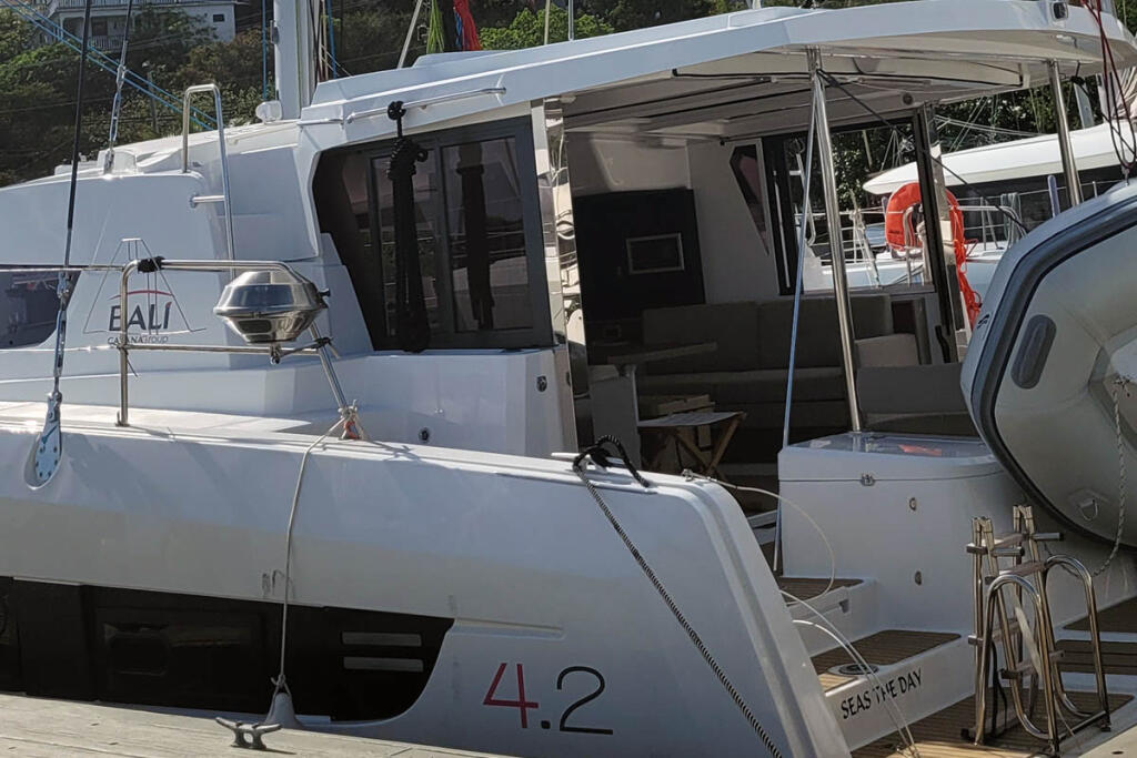 Catamaran 