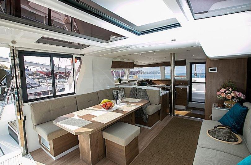Catamaran 