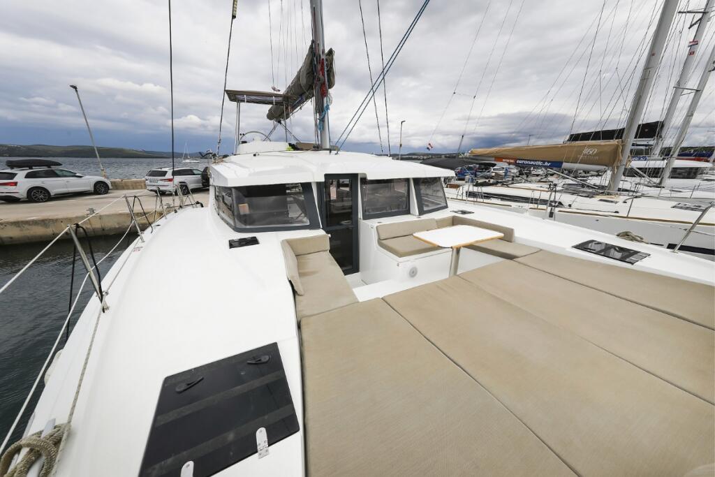 Catamaran 