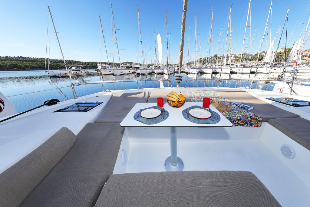 Catamaran 