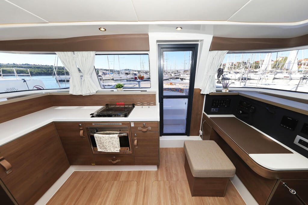 Catamaran 