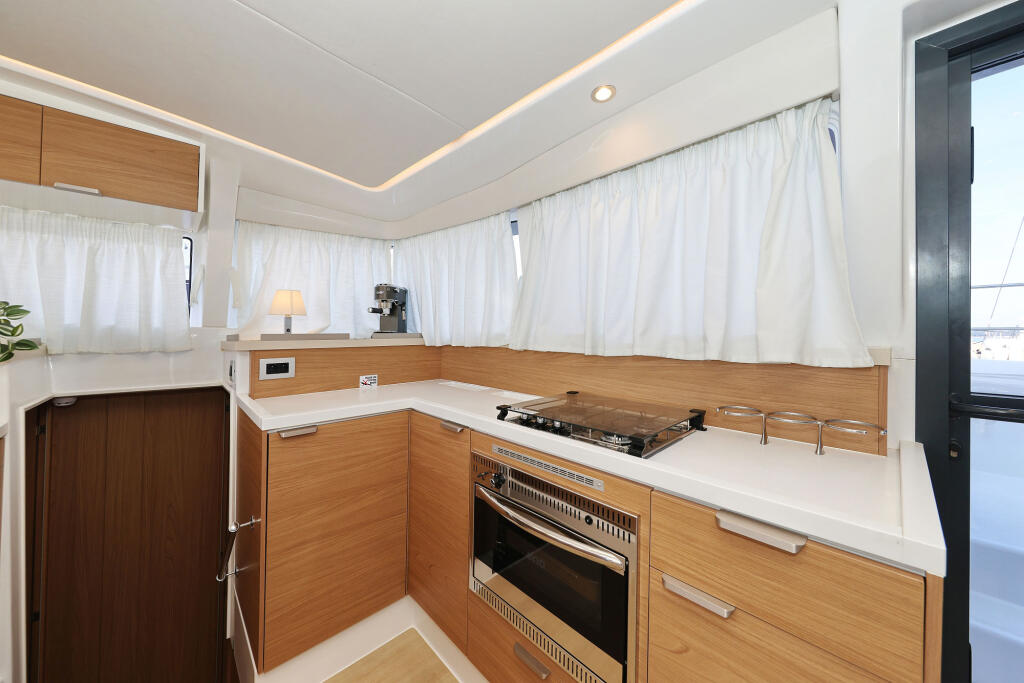 Catamaran 