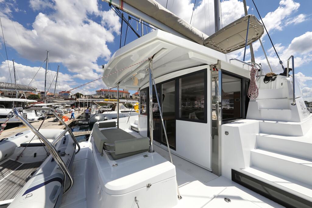 Catamaran 