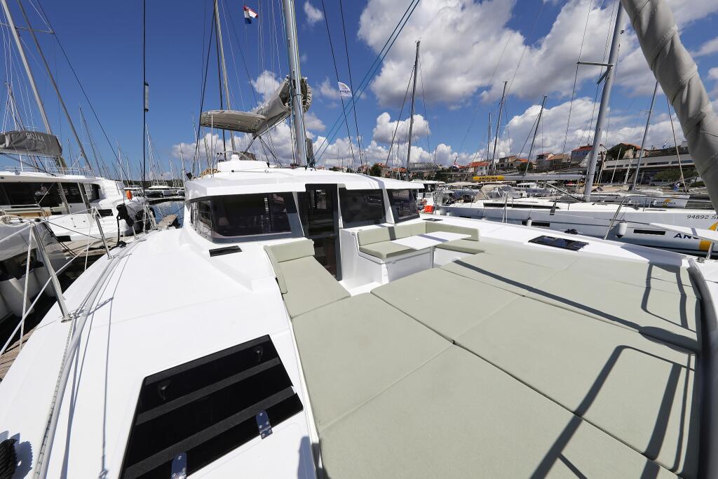 Catamaran 