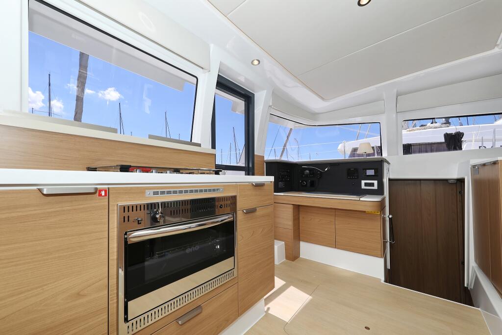 Catamaran 