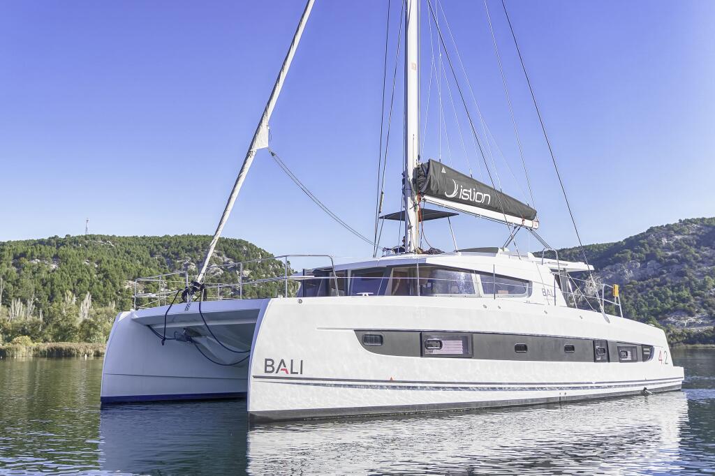 Catamaran 