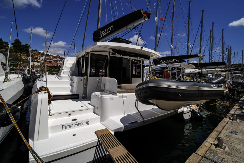 Catamaran 