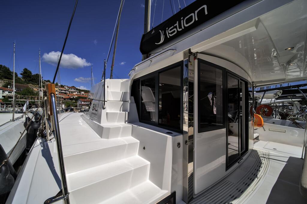 Catamaran 