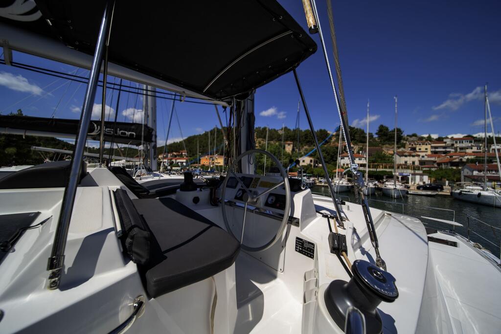 Catamaran 