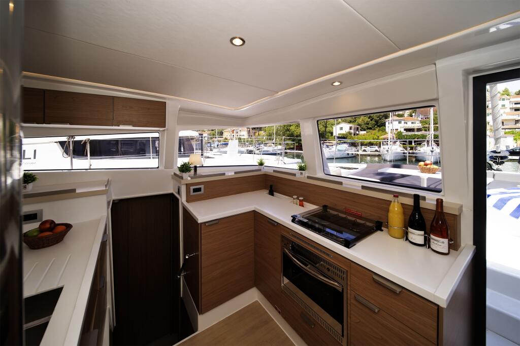 Catamaran 