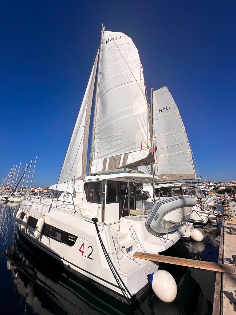 Catamaran 