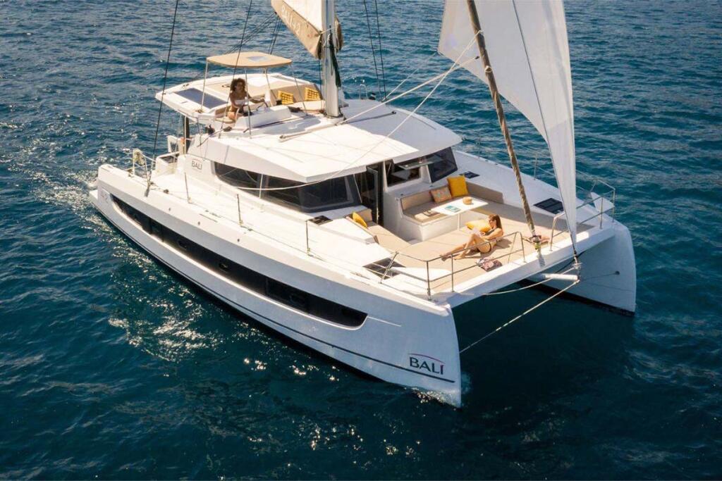 Catamaran 