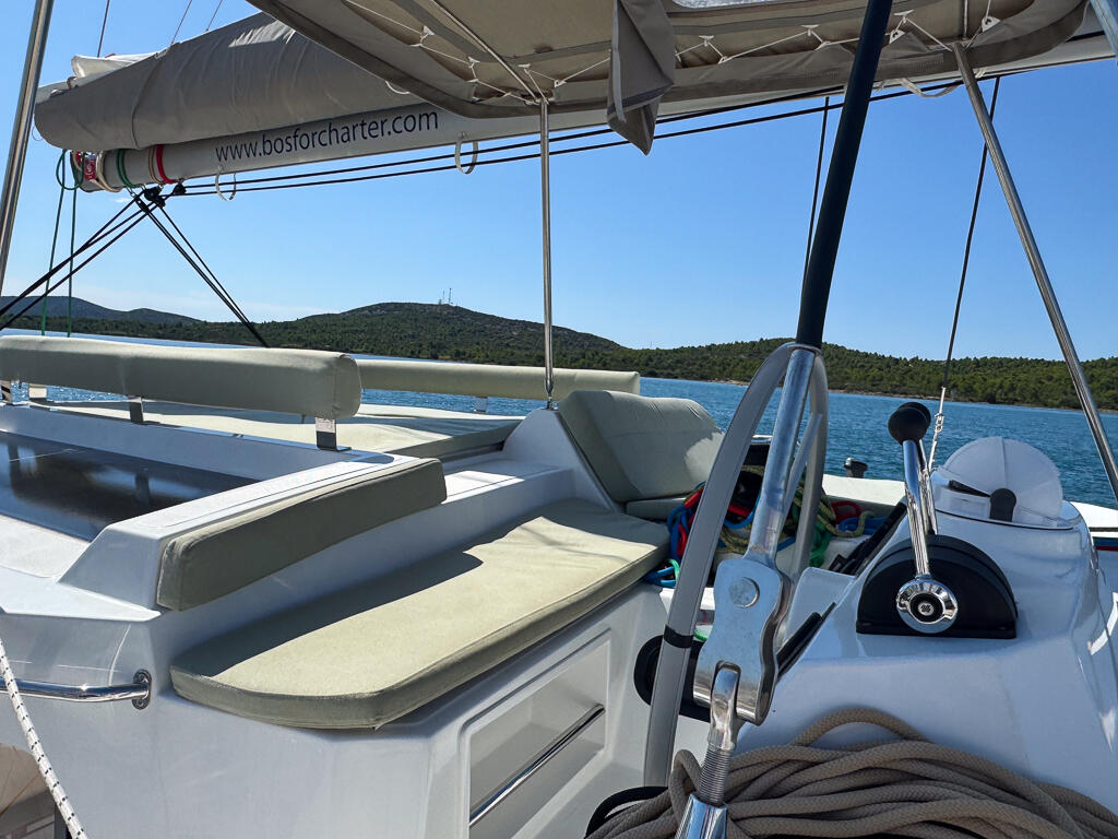 Catamaran 