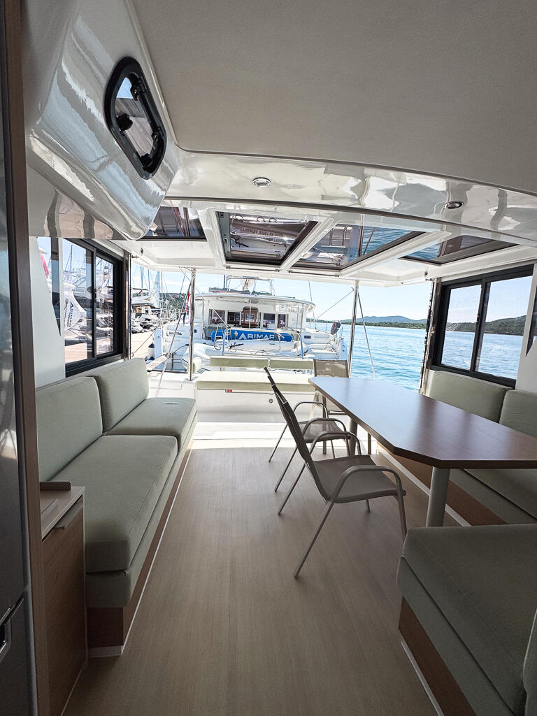 Catamaran 