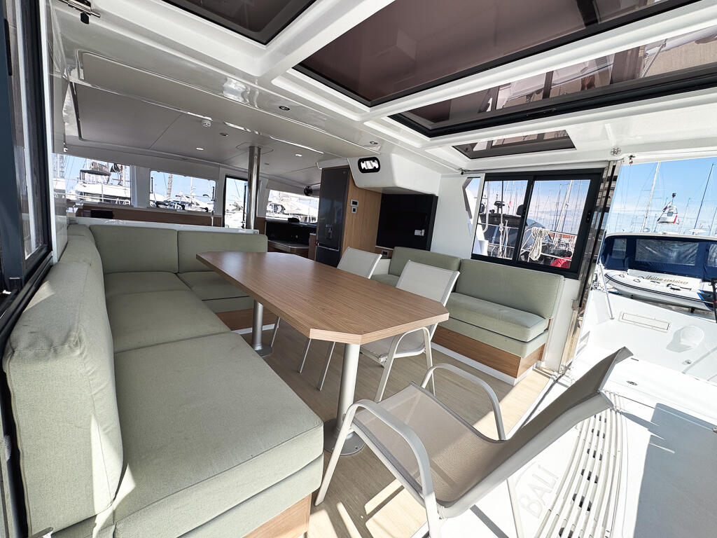 Catamaran 