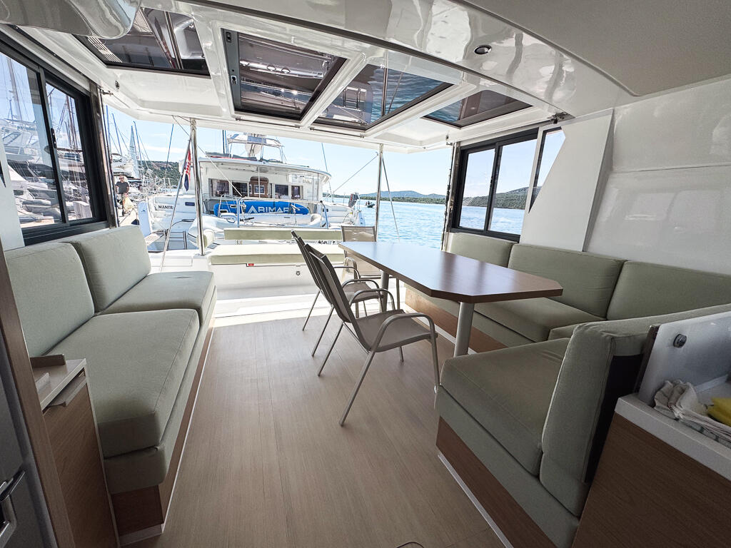 Catamaran 