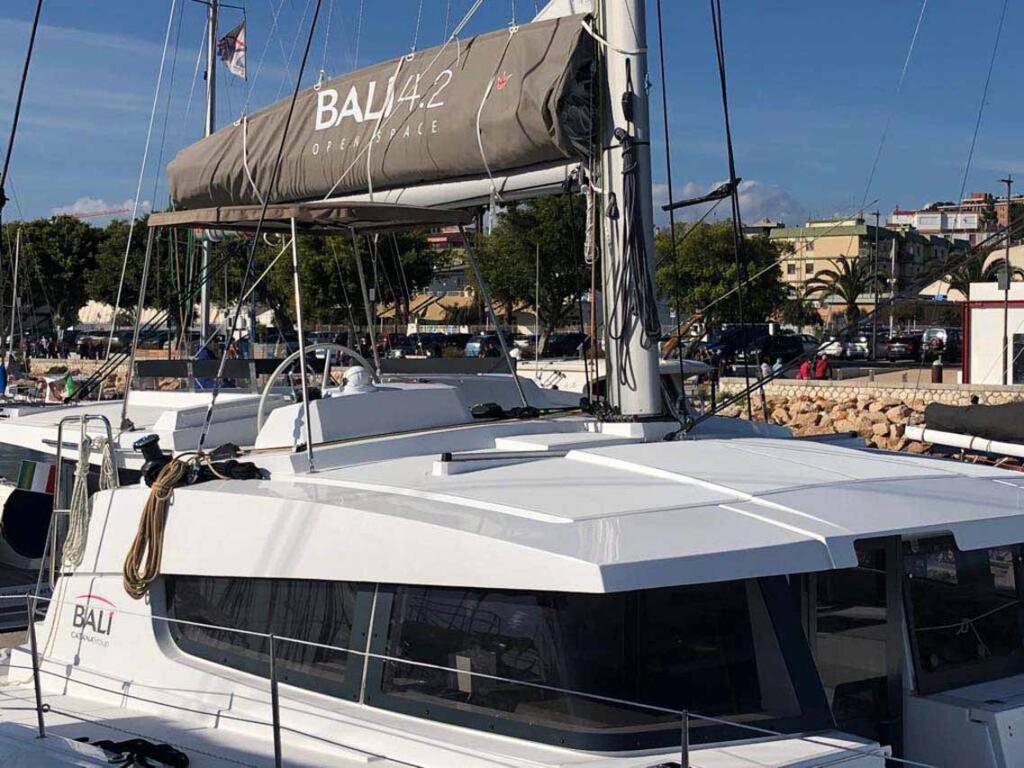 Catamaran 