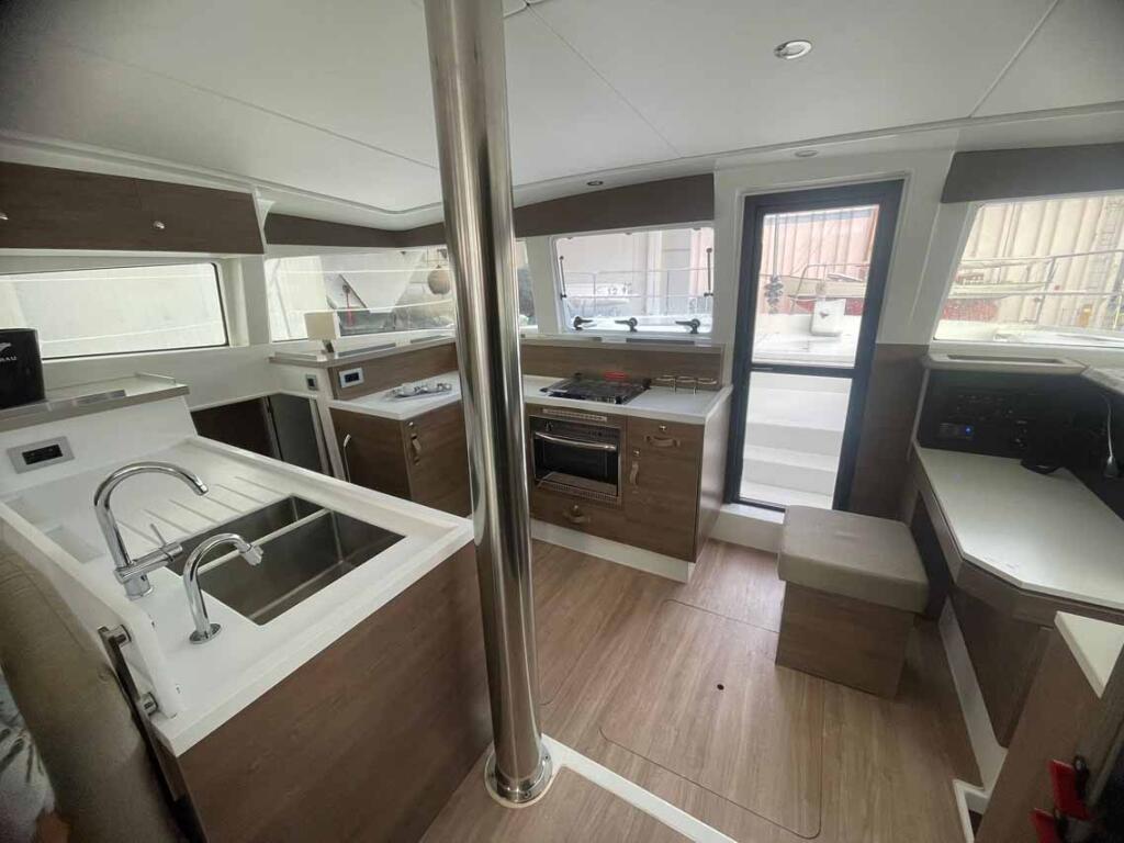 Catamaran 
