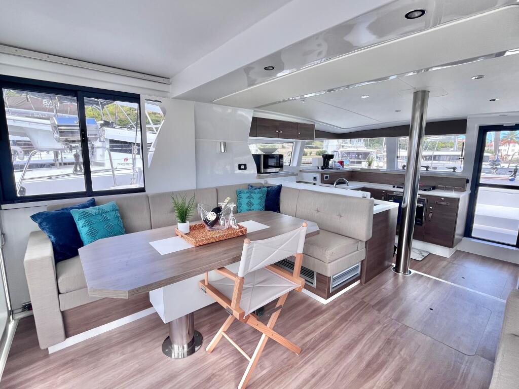 Catamaran 