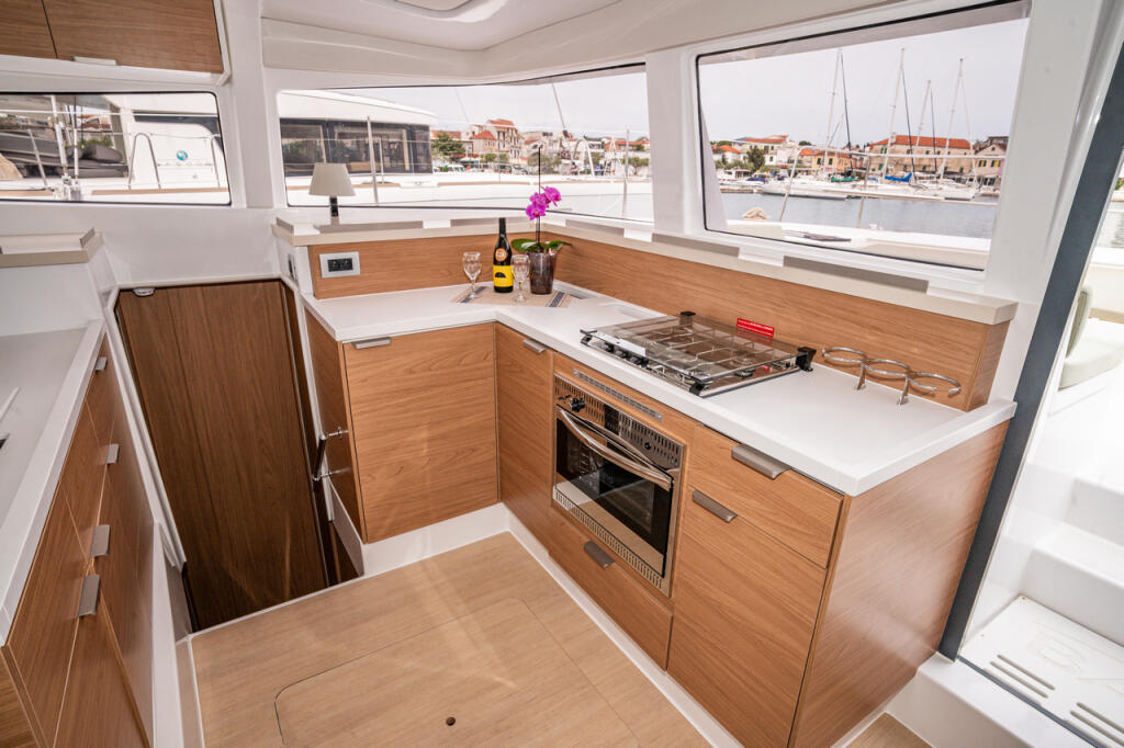 Catamaran 