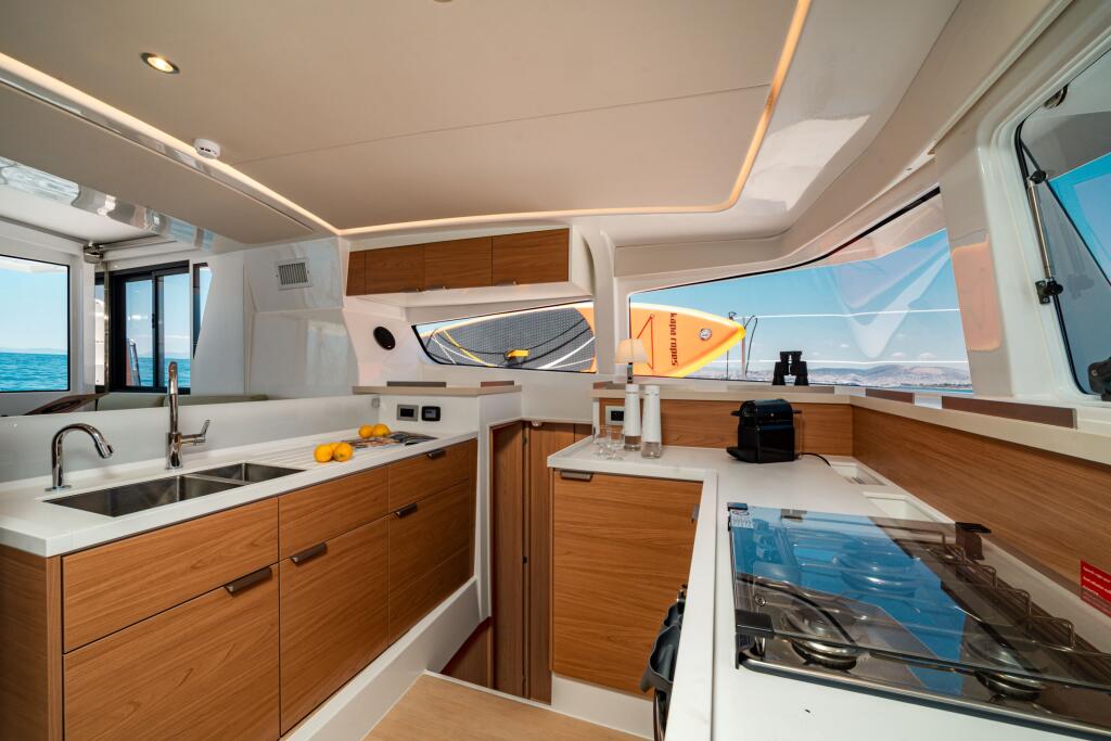 Catamaran 