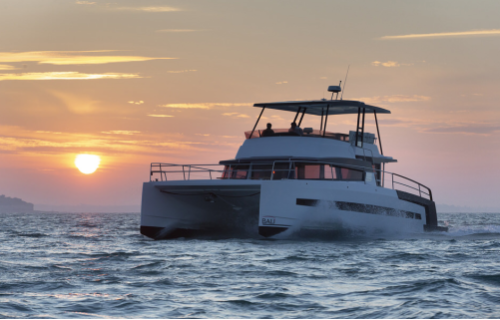 Power catamaran 