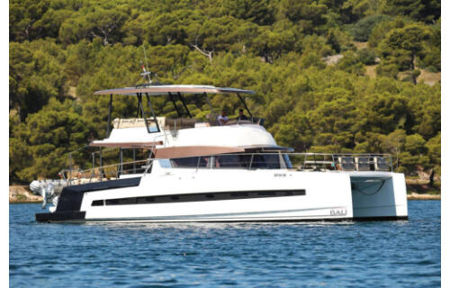 Power catamaran 